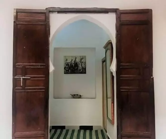 Auberge Riad Buena Vista   Hostel