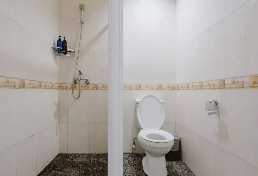 تختخواب و صبحانه Mountain Traveler Inn