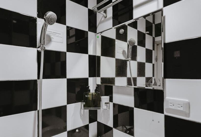 تختخواب و صبحانه Mountain Traveler Inn