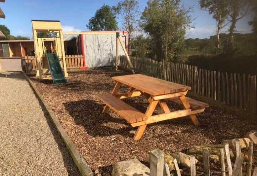 مبيت وإفطار Rosehill House