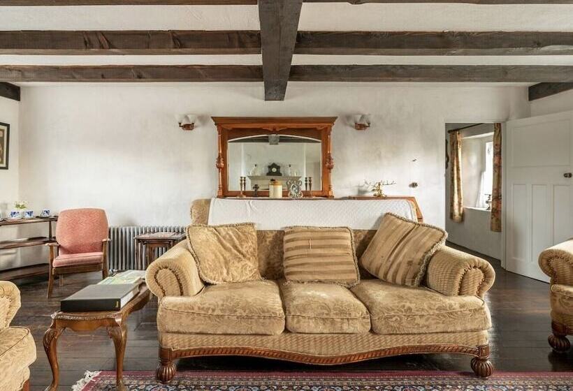 مبيت وإفطار Rosehill House