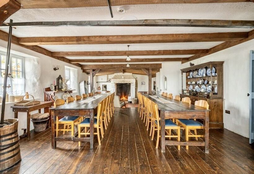 مبيت وإفطار Rosehill House