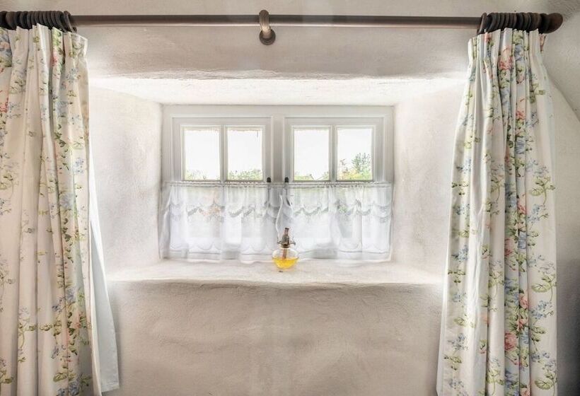 مبيت وإفطار Rosehill House