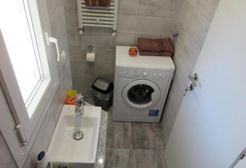 Filippou 13 Luxury Aprts With Balcony