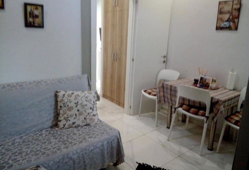 Filippou 13 Luxury Aprts With Balcony