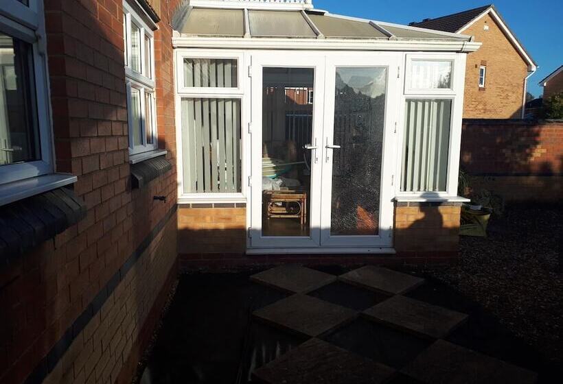 بنسيون Riverstone House