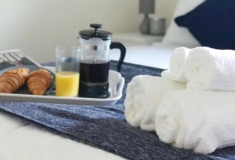 بنسيون Riverstone House