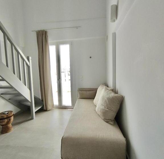 ペンション Sofos Suites Mykonos