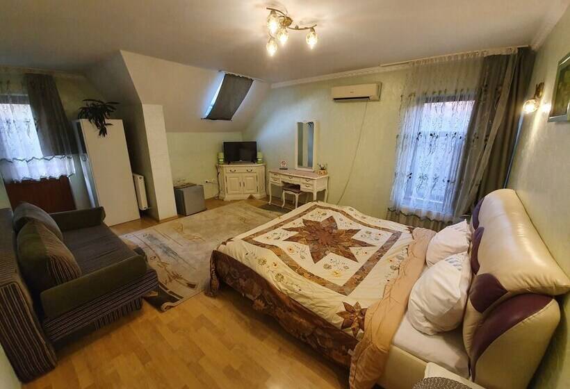 פנסיון Villa Verde