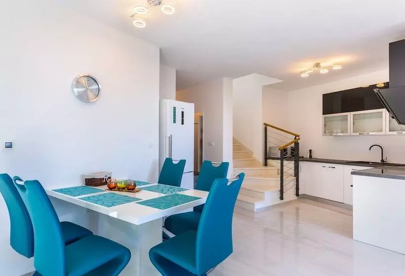 Seaside Villa & Spa