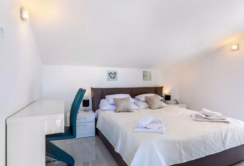 Seaside Villa & Spa