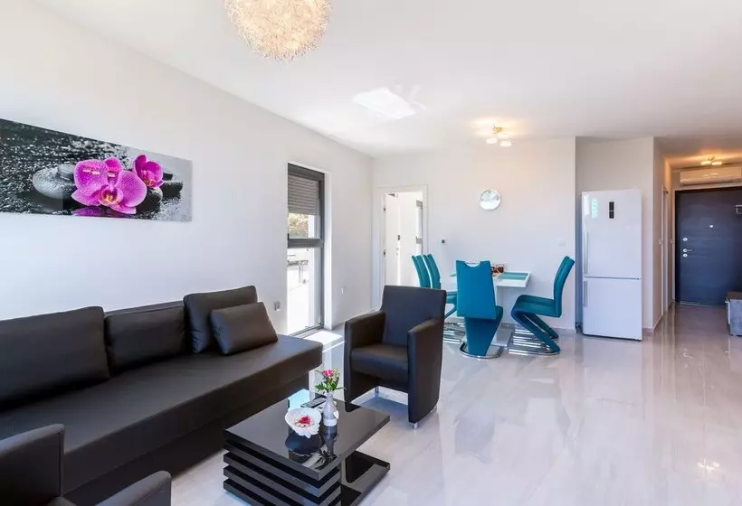 Seaside Villa & Spa