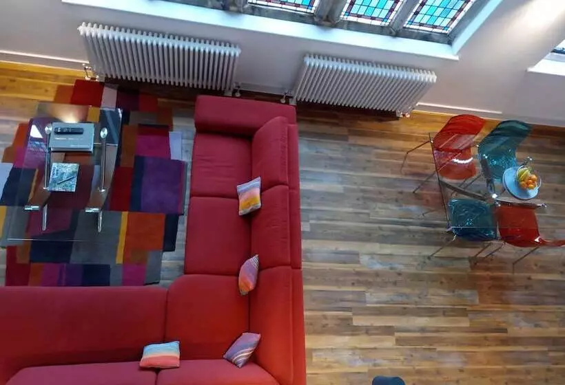 6 Rose Chapel Penthouse