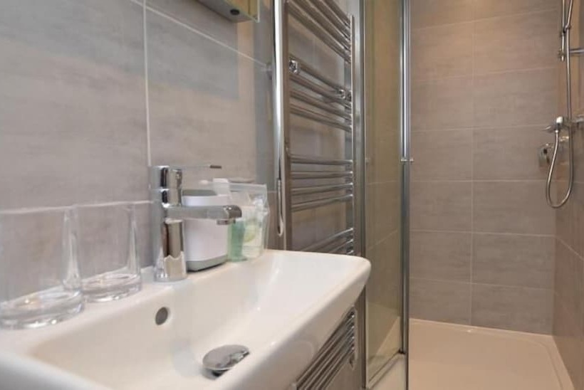 6 Rose Chapel Penthouse