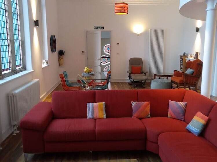 6 Rose Chapel Penthouse