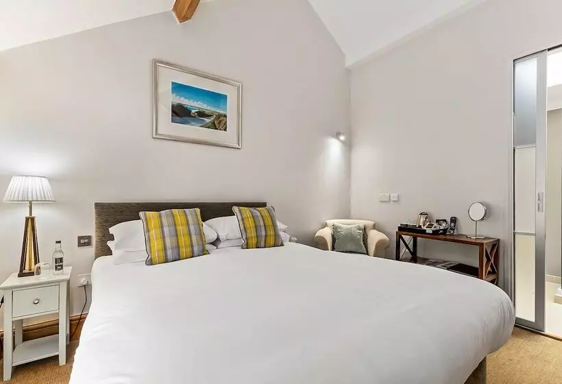 Aamiaismajoitus (B&B) Slebech Park Restaurant & Rooms