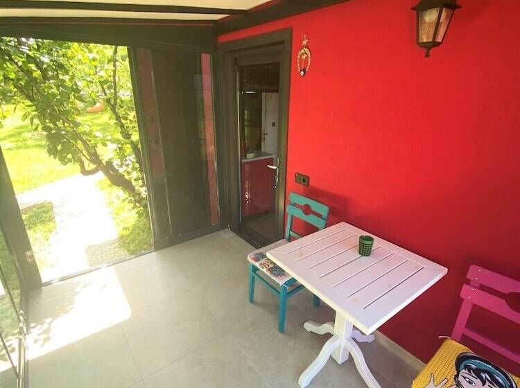 مسافرخانه Rif Sapanca