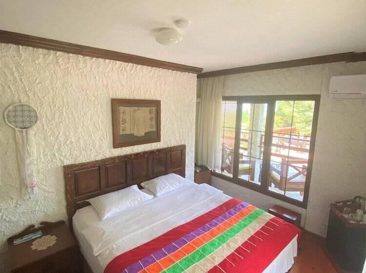 مسافرخانه Rif Sapanca