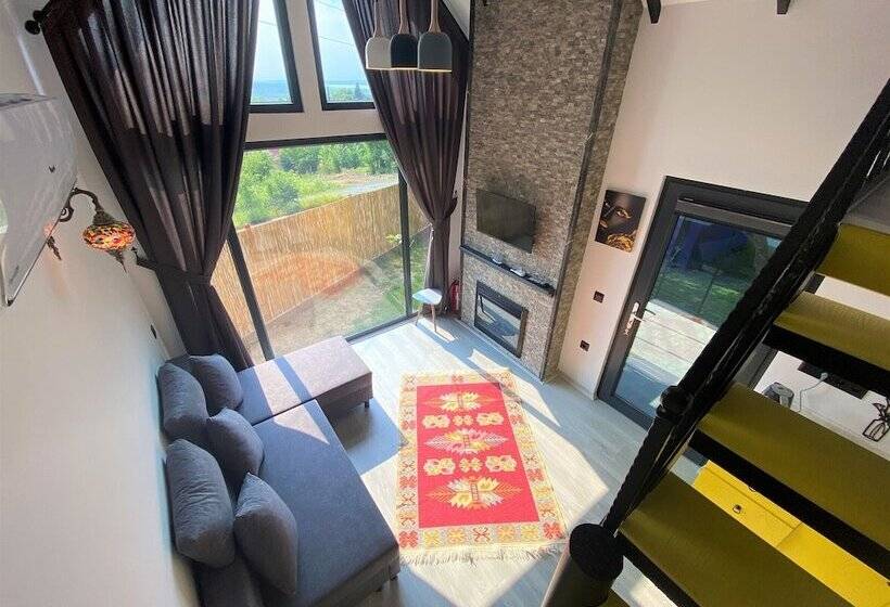 مسافرخانه Rif Sapanca