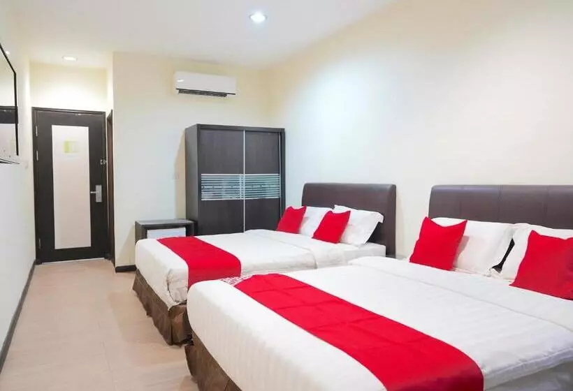 Hotelli Utama Inn By Oyo Rooms