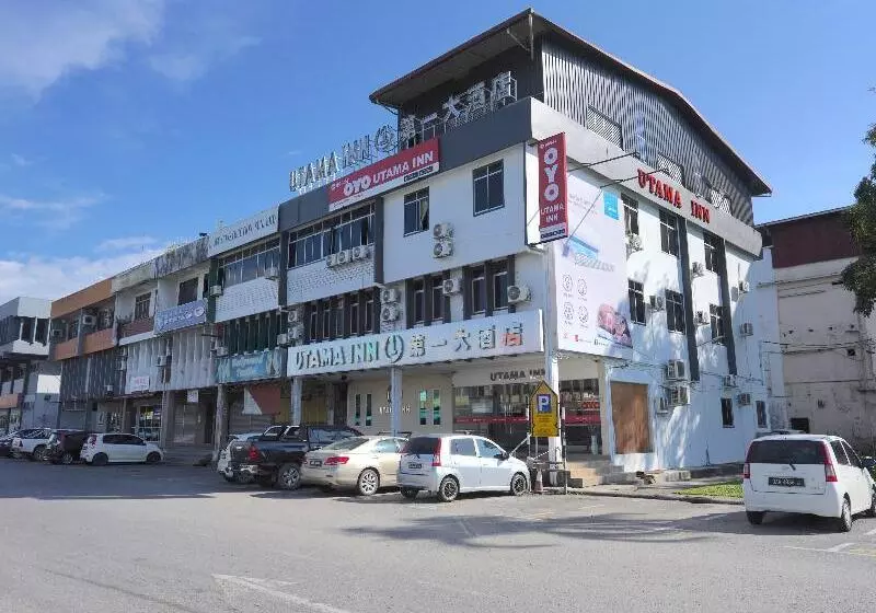 Hotelli Utama Inn By Oyo Rooms