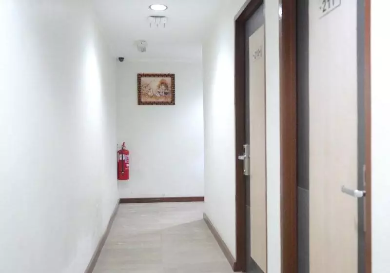 Hotelli Utama Inn By Oyo Rooms