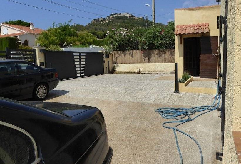 ペンション Les Pucines