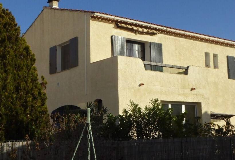 ペンション Les Pucines