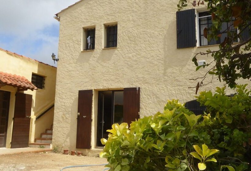 ペンション Les Pucines