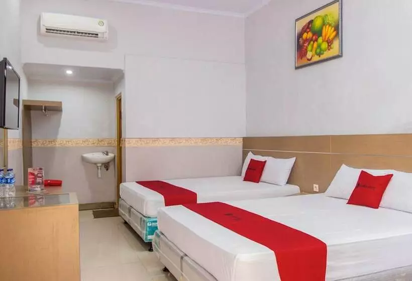 Majatalo Reddoorz Near Goa Panggung