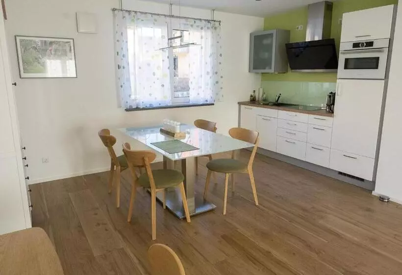 16lilien Apartmentwohnung