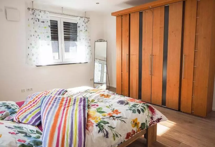 16lilien Apartmentwohnung