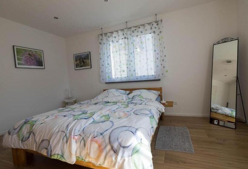 16lilien Apartmentwohnung