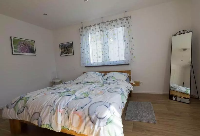 16lilien Apartmentwohnung