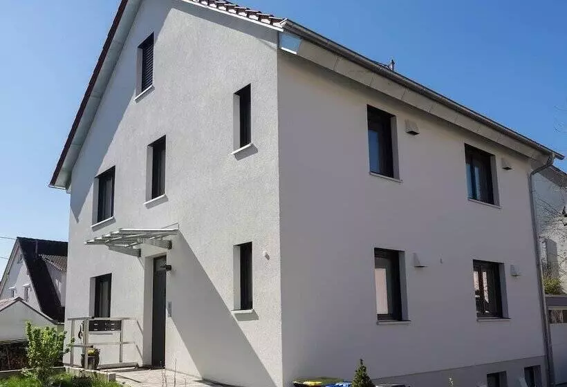 16lilien Apartmentwohnung