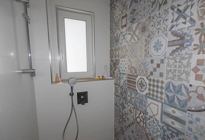 16lilien Apartmentwohnung