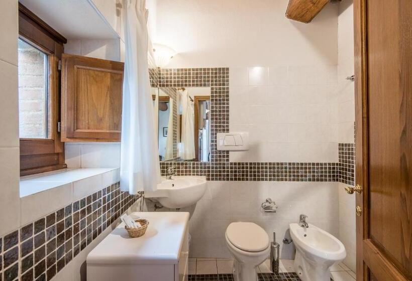 Agriturismo La Ferrozzola