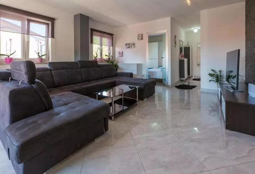 Apartments Kety
