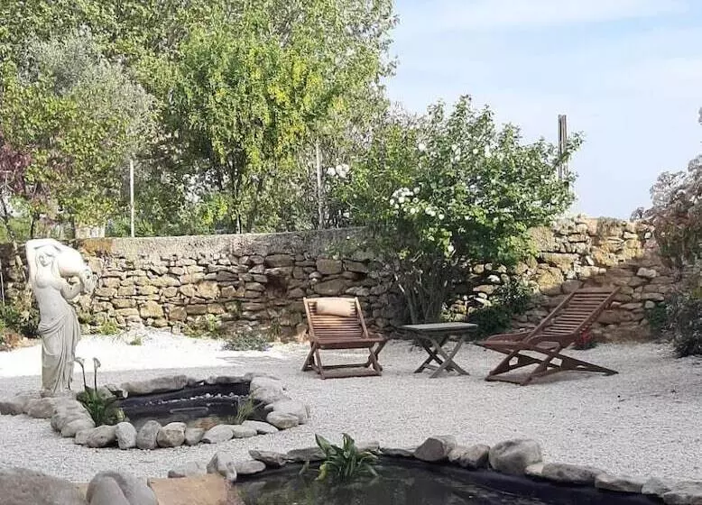 ベッドアンドブレックファースト Mas De L'amme