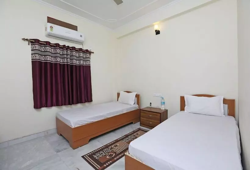 ホテル Paradise Guest House By Oyo Rooms