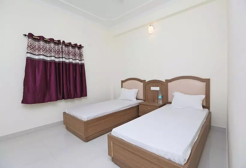 ホテル Paradise Guest House By Oyo Rooms