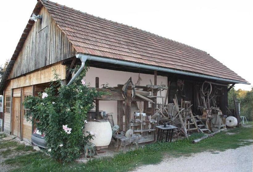 هتل روستایی Tourist Farm Pri Martinovih