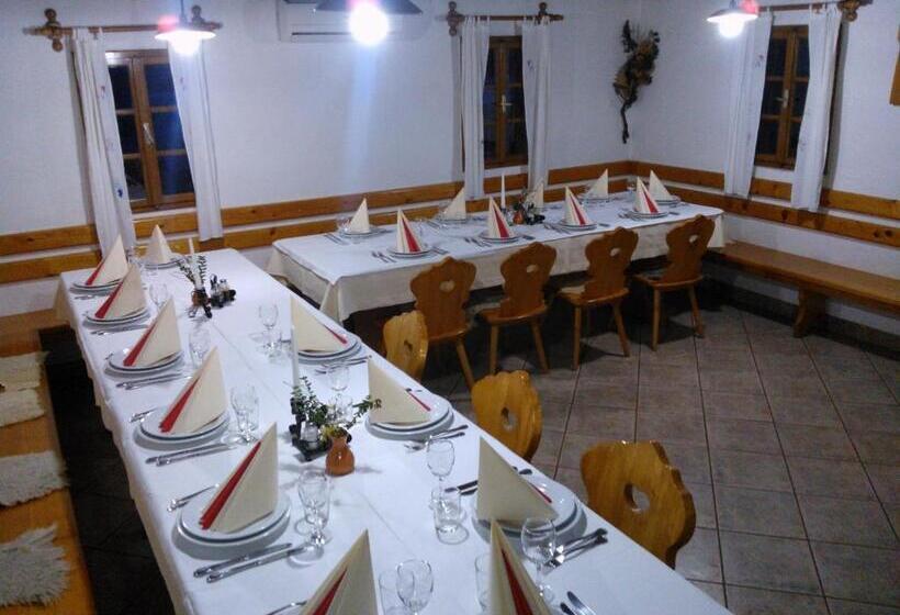 هتل روستایی Tourist Farm Pri Martinovih