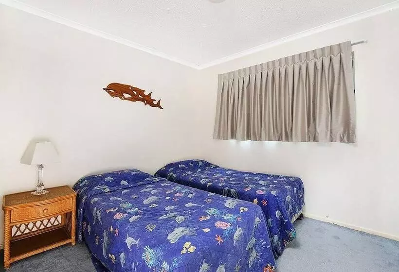 Amazing Waterfront Views Sunshine Coast H330