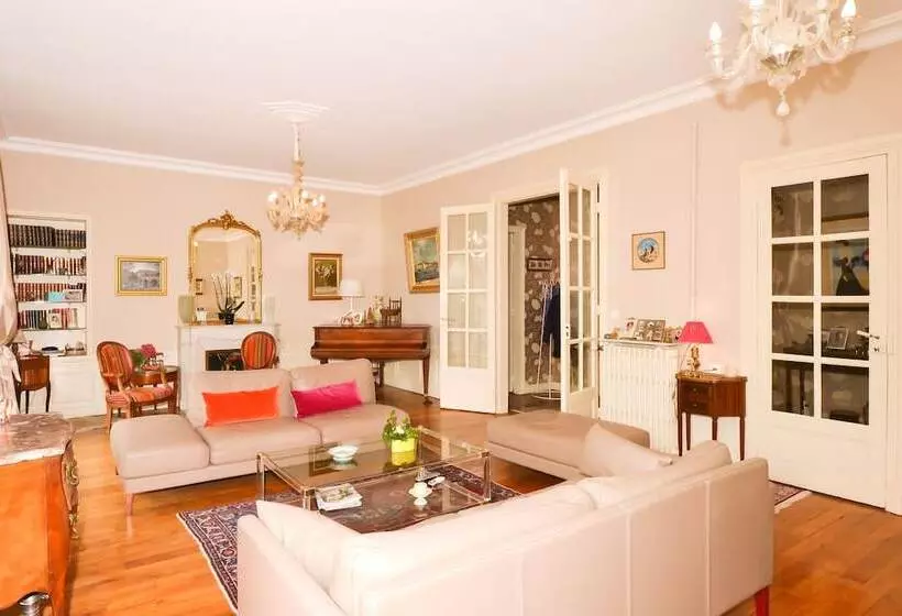 تختخواب و صبحانه Chambre D Hôte Boulingrin