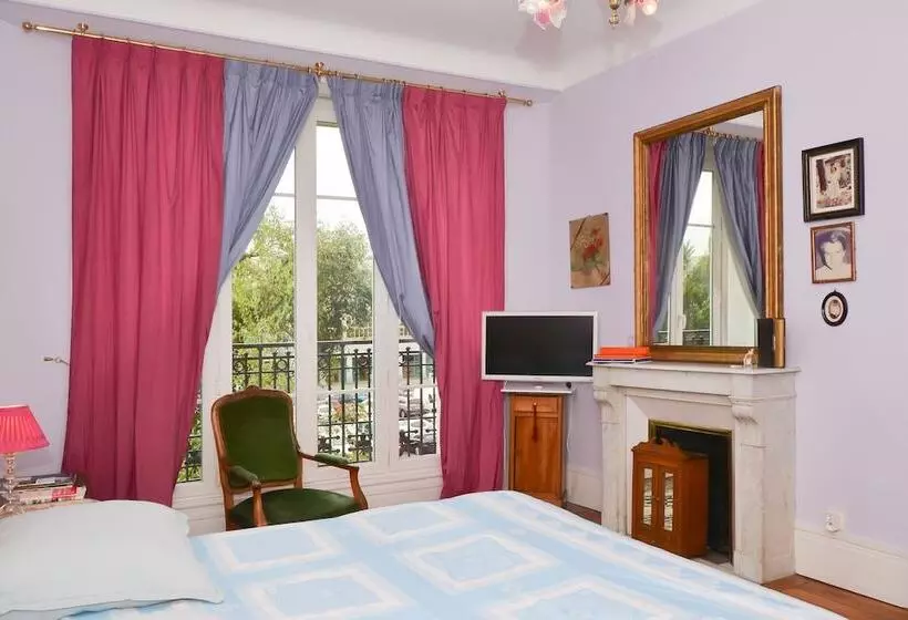 تختخواب و صبحانه Chambre D Hôte Boulingrin