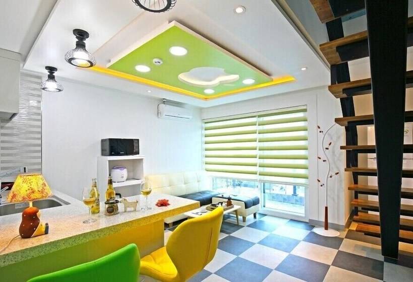 Gyeongju The One Pension Blue