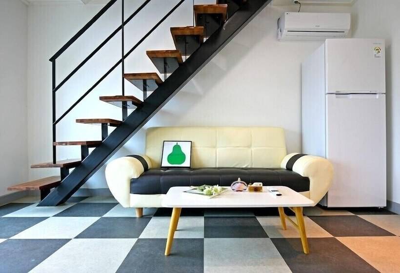 Gyeongju The One Pension Blue