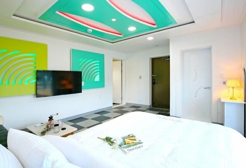 Gyeongju The One Pension Blue