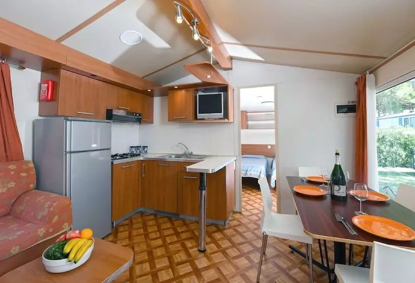 هتل Camping Village Pino Mare